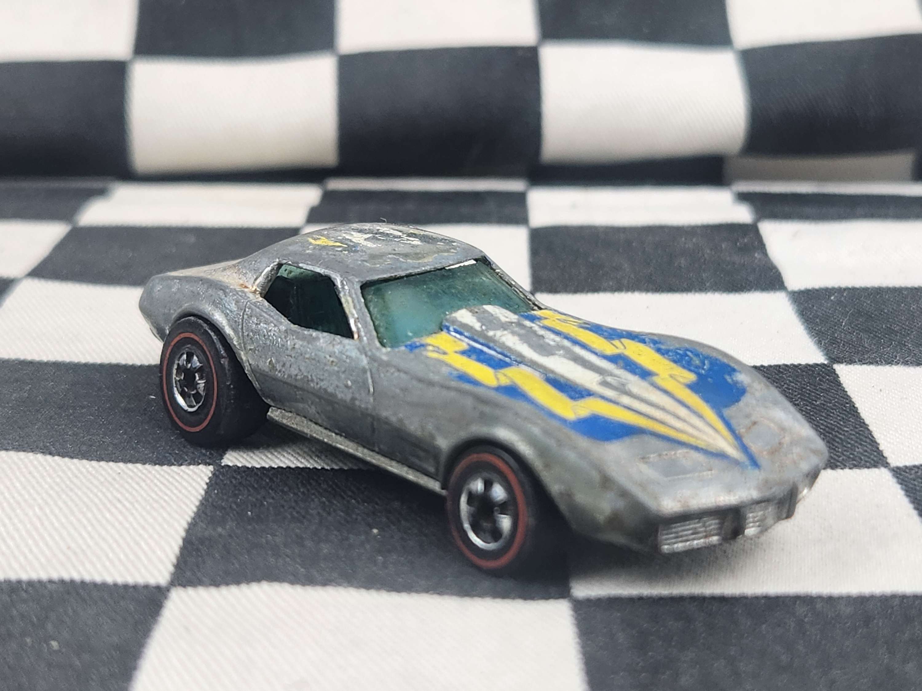Vintage Loose Hot Wheels REDLINE Corvette Stingray Super Chrome