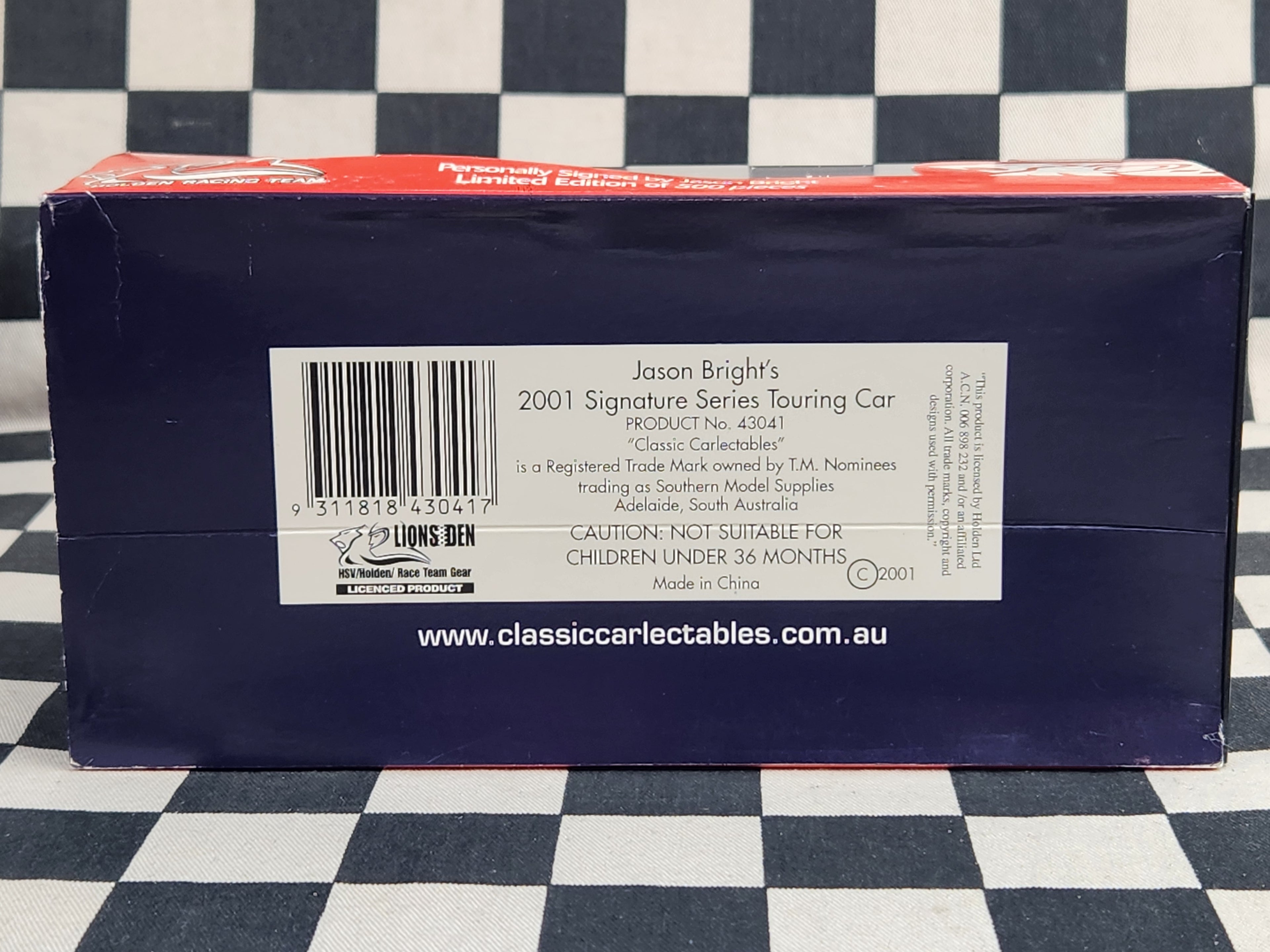 Classic Carlectables 1:43 Signed Holden Racing Team 2001 Commodore #2 Bright
