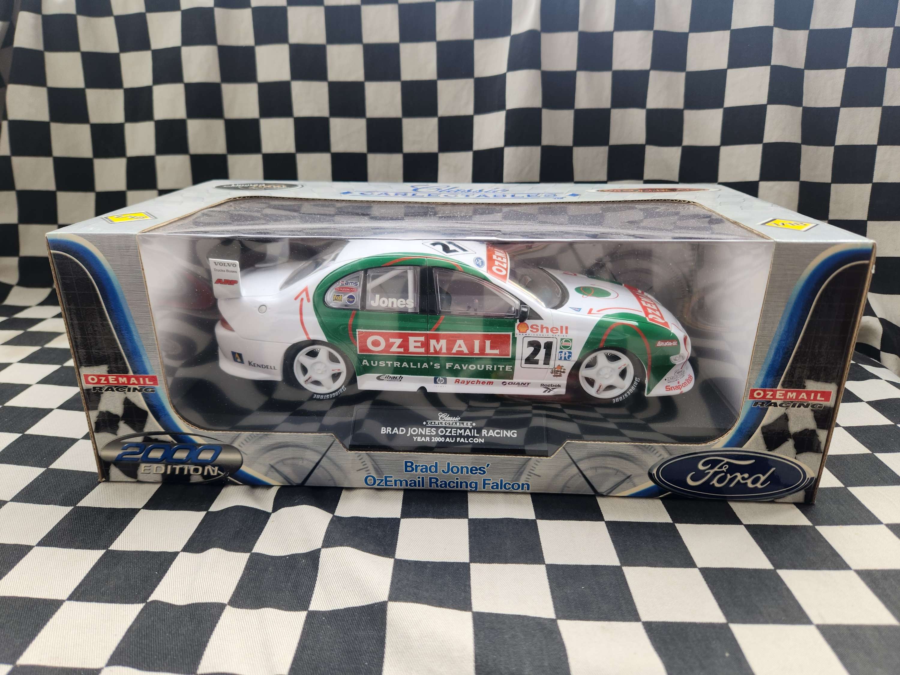 Classic Carlectables 1/18 Brad Jones Ozemail Racing 2000 AU Falcon