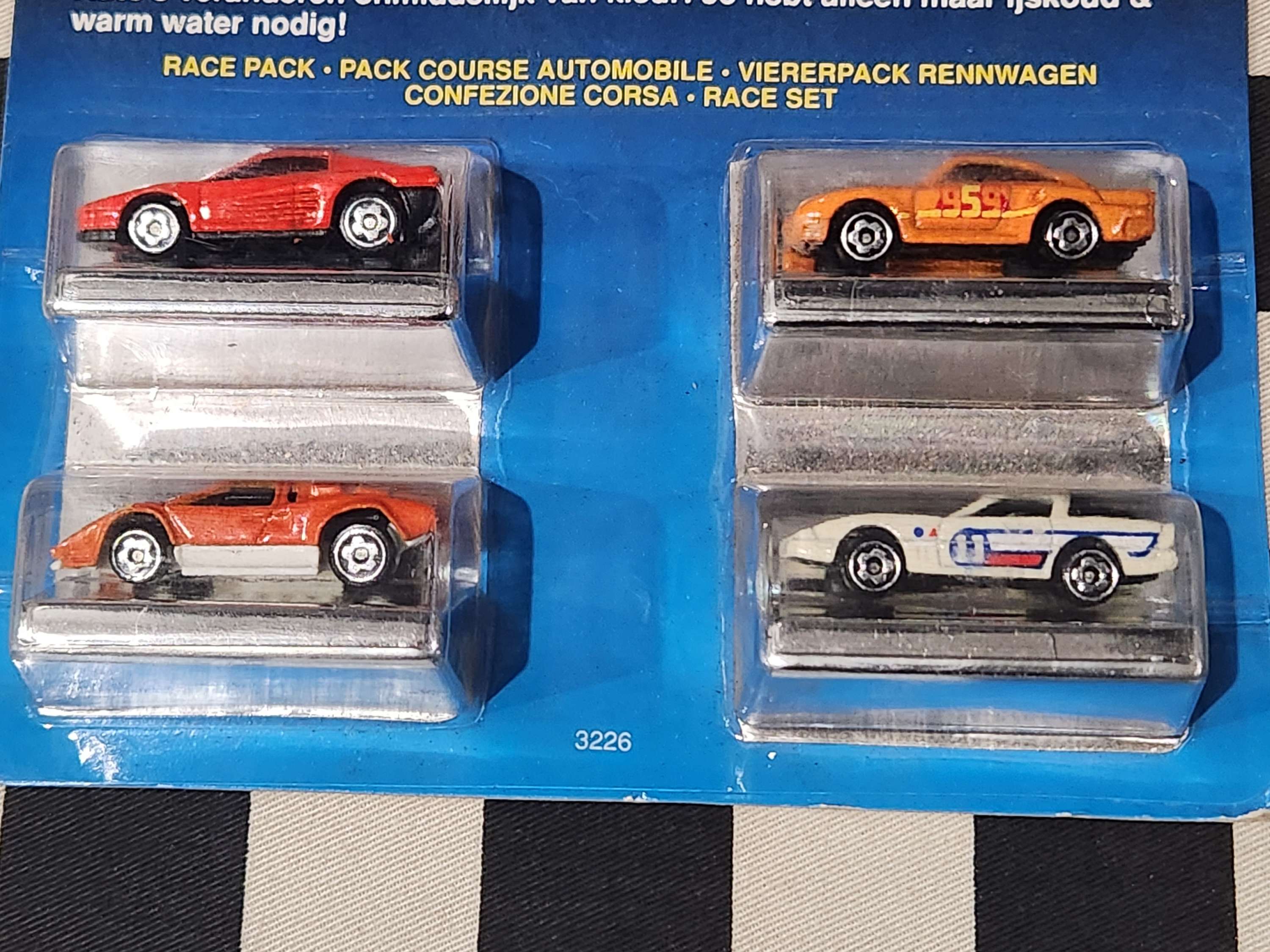 Vintage 1988 Hot Wheels Mini Automagic Race Set Ferrari Lambo Porsche Corvette